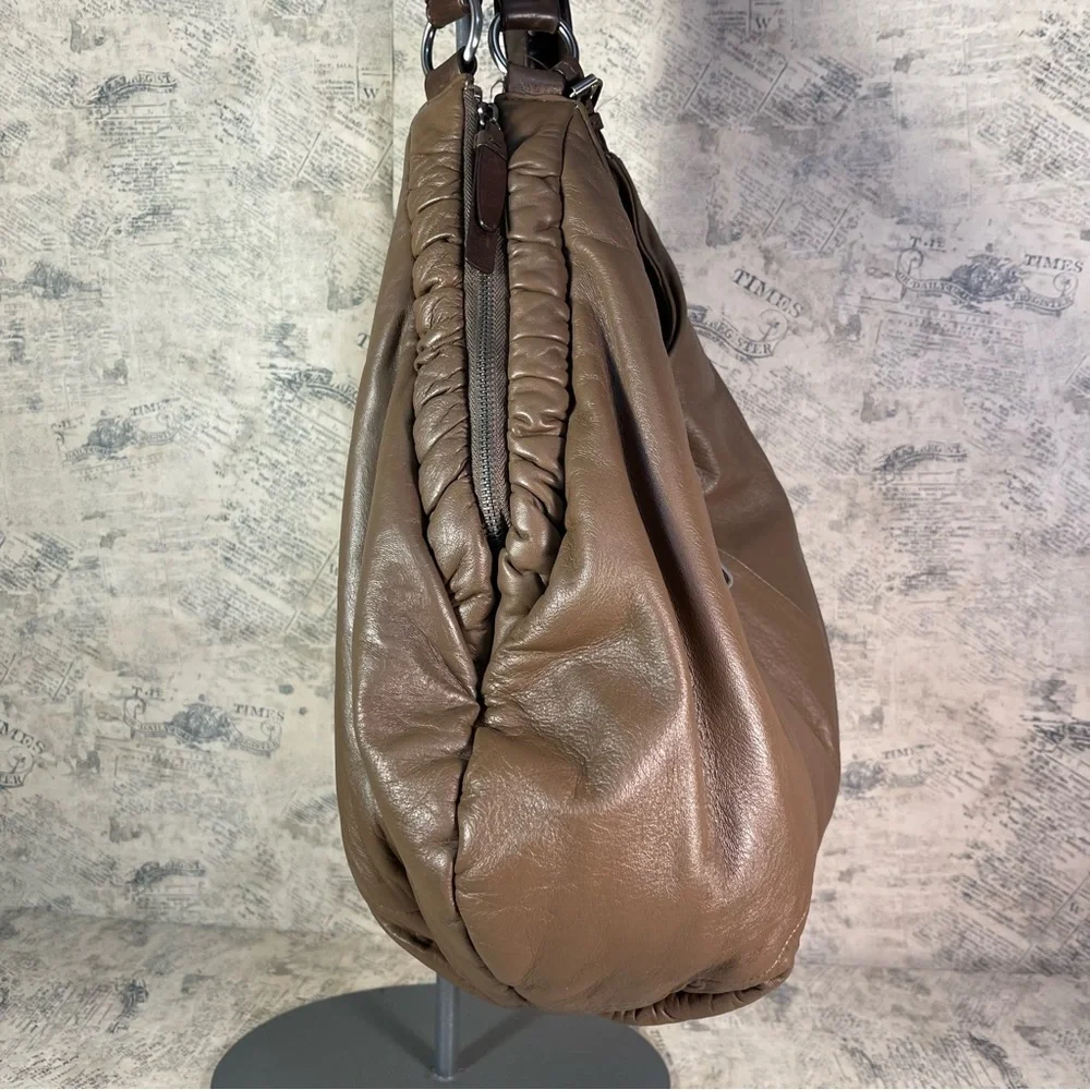 BCBGMAXAZRIA Large Buttery Soft Leather Hobo Bag Slouchy Shoulder Purse